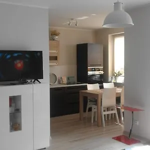 https://apartament-miodowy-dom-kolobrzeg-87-100.kolobrzeghotels.com